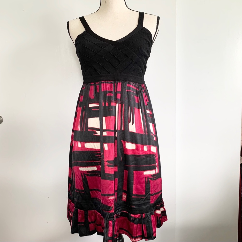 Bebe Size Medium silk bottomed dress